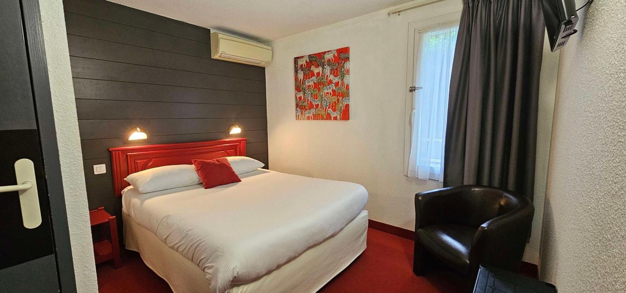 Brit Hotel Essentiel Albi Parc Des Expos 르시쿼스트러 외부 사진
