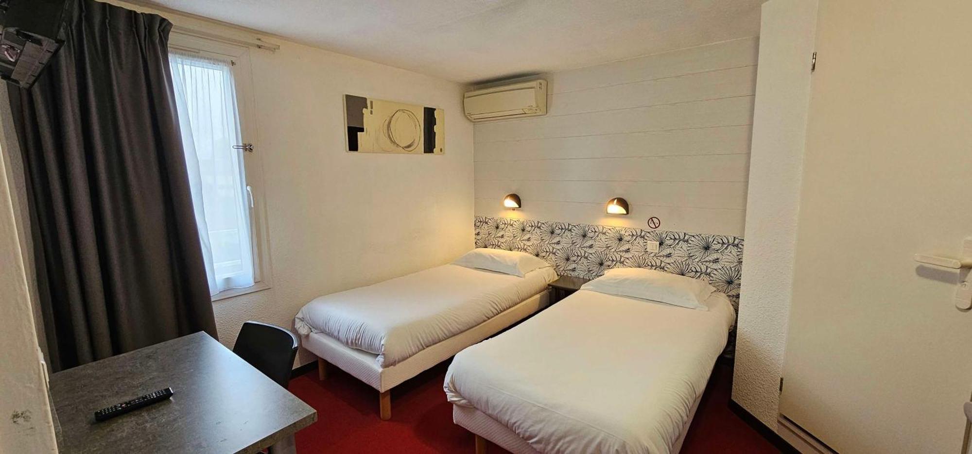 Brit Hotel Essentiel Albi Parc Des Expos 르시쿼스트러 외부 사진