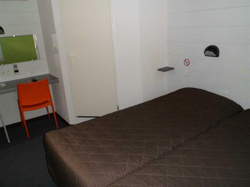 Brit Hotel Essentiel Albi Parc Des Expos 르시쿼스트러 외부 사진