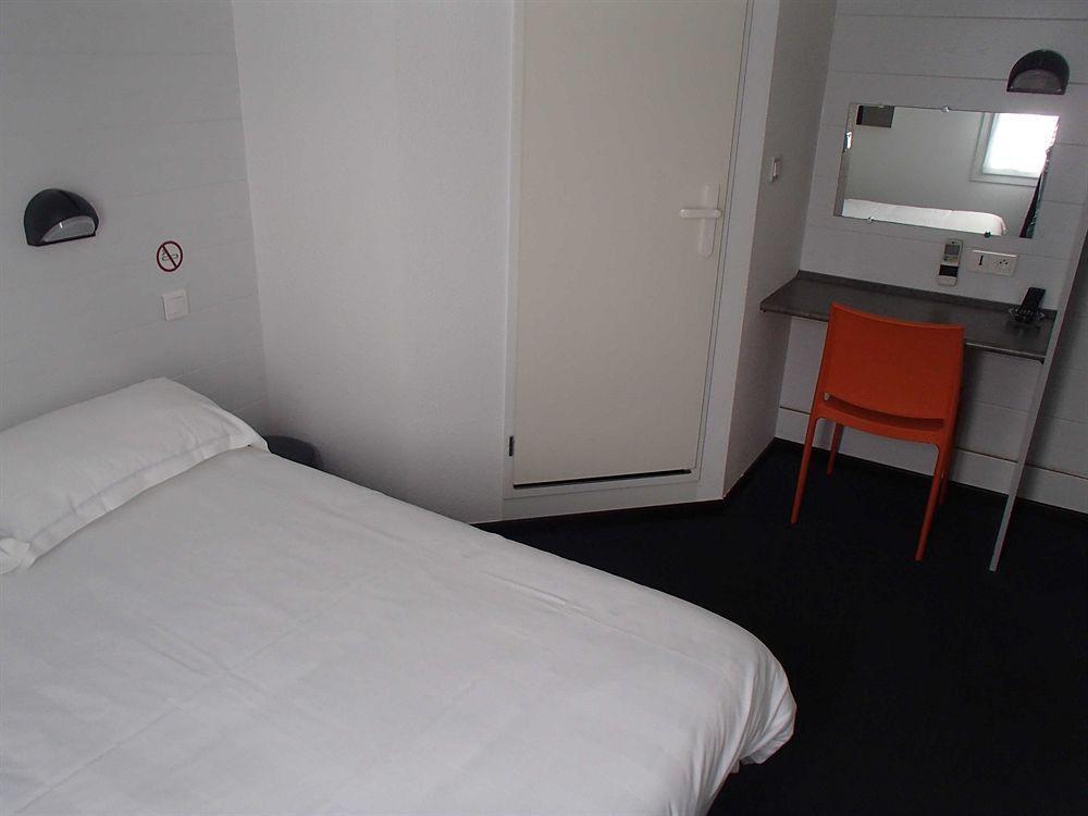 Brit Hotel Essentiel Albi Parc Des Expos 르시쿼스트러 외부 사진