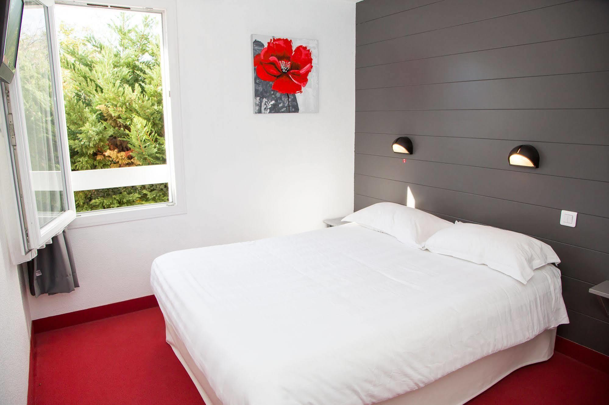 Brit Hotel Essentiel Albi Parc Des Expos 르시쿼스트러 외부 사진